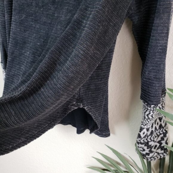 American Able Boho Chic Long Sleeve Knit Ethnic Cuff Thermal Top size M Western - Picture 12 of 14